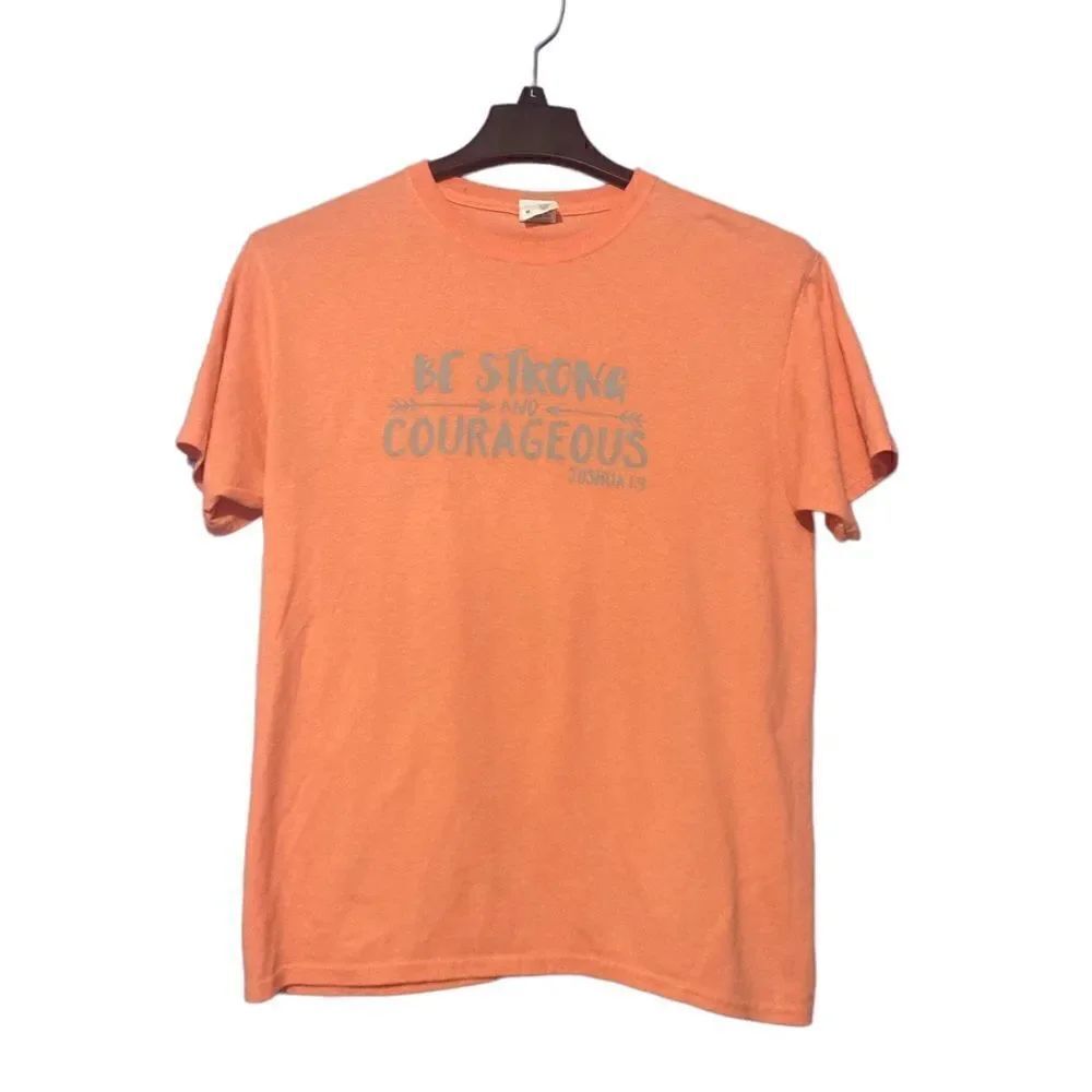 Women’s graphic T-Shirt size medium